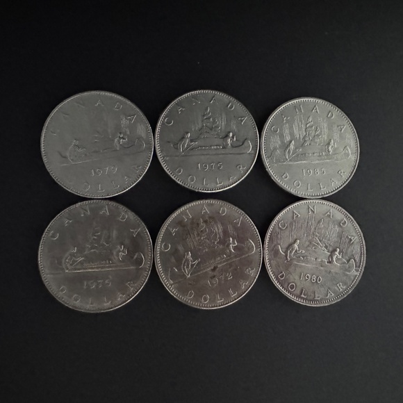 Canada one dollar coins - Picture 2 of 2